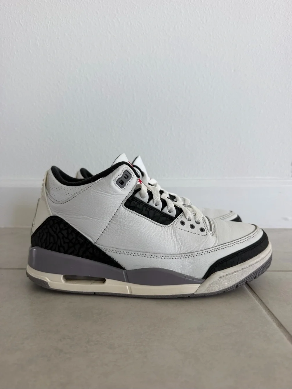 Jordan 3 Cement Grey